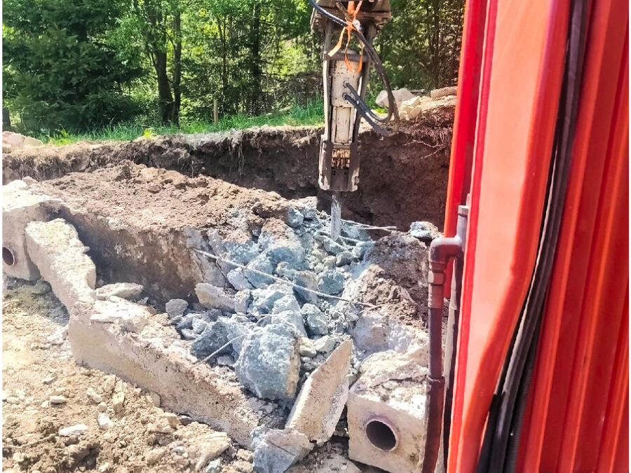 Búracie práce a hydraulické kladivo